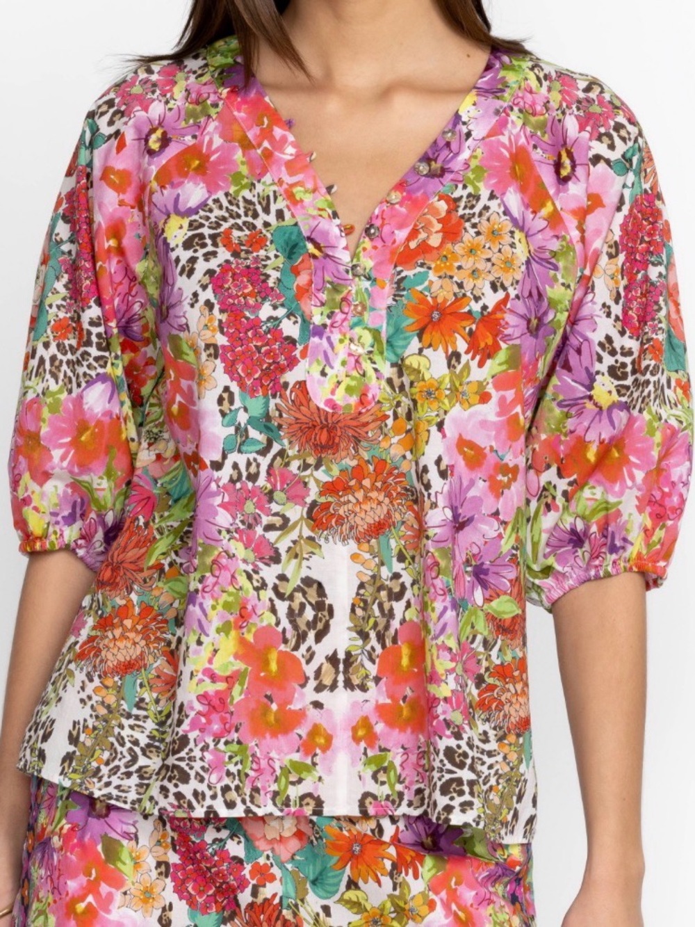 Johnny Was Wild Garden Puff Sleeve Blouse S Cotton Floral Leopard Boho Henley